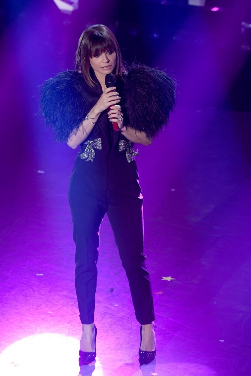 Sanremo 2019: l'esibizione di Alessandra Amoroso 5