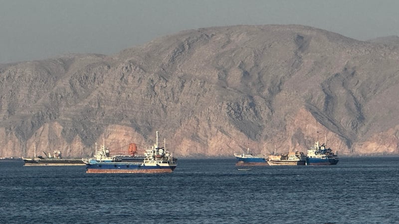 L’analisi iraniana: “Colpire basi Usa in Italia può essere un’opzione”. Ma Teheran perde terreno nella sfida per Hormuz