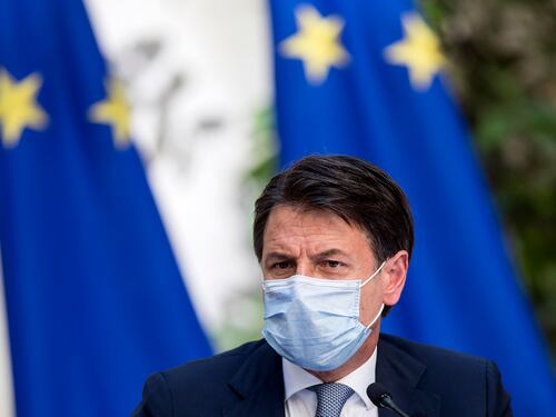 Adesso Conte ha paura e si aggrappa al "Sì"