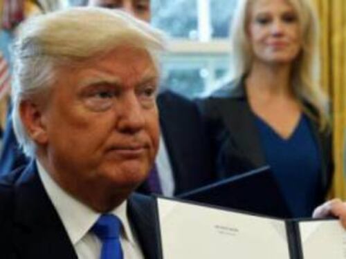 Usa, Trump ai suoi cittadini: "Crisi umanitaria al confine, serve il muro"