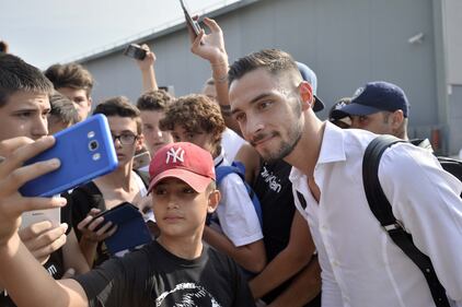 Juventus, visite mediche per De Sciglio: le foto 6