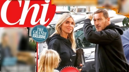 "Mette su casa con Noemi". La svolta di Totti (ma non sfugge un particolare)