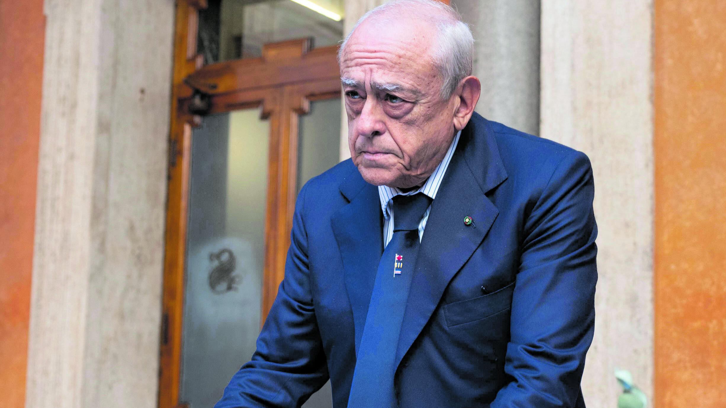 Caltagirone: "Donnet senza grande visione. Generali non deve cadere in mani sbagliate"