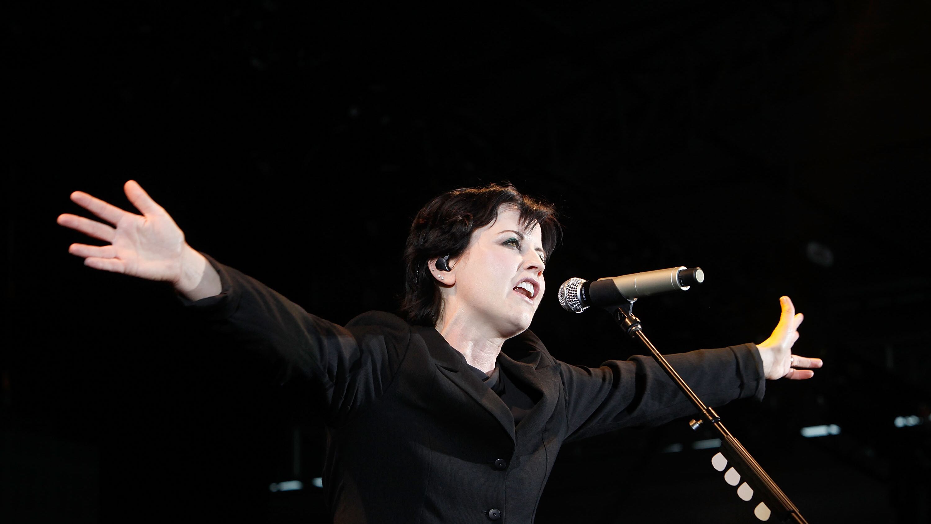 Morta Dolores O'Riordan, cantante dei Cranberries