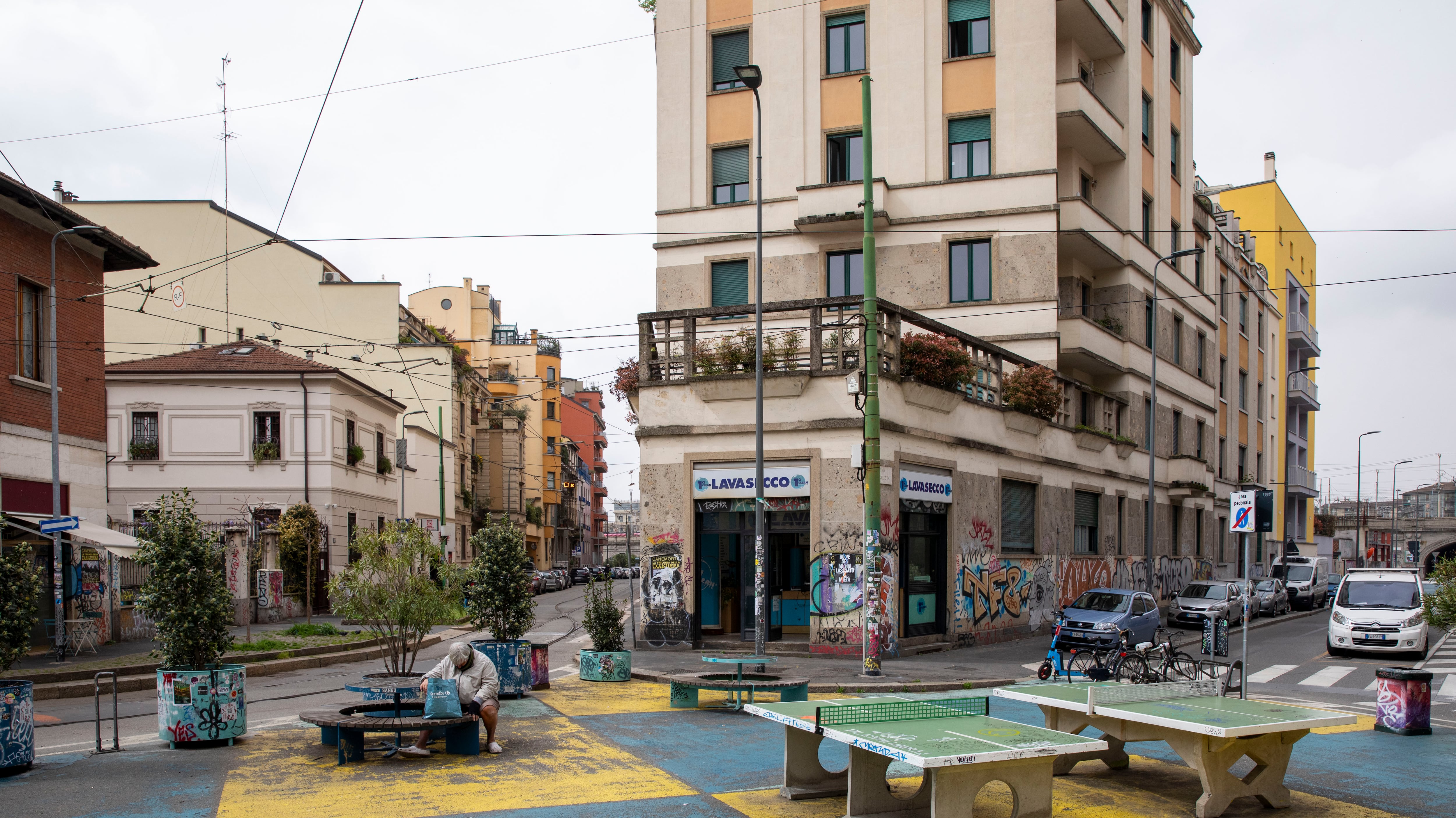 Nolo, Piazza Arcobalena. L'urbanistica tattica diventa un boomerang