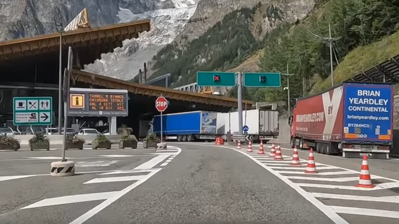 Tunnel del Monte Bianco, chiuso per 9 settimane: ecco quando riaprirà