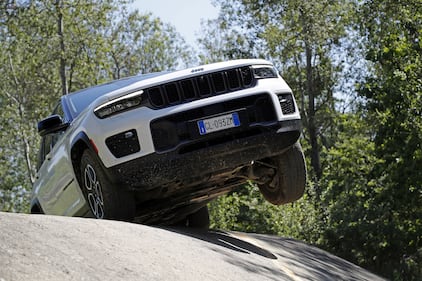 Jeep Grand Cherokee 4xe: guarda tutte le foto 19