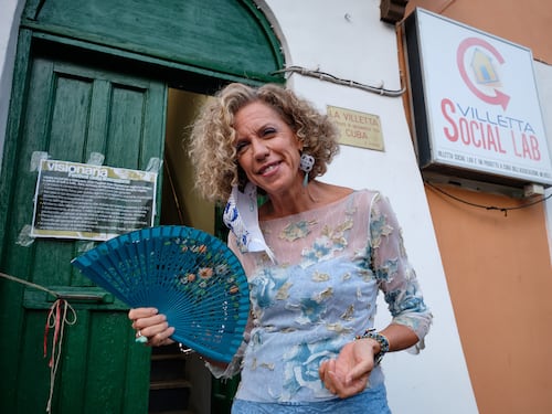 Se per i vip di Capalbio la cameriera è "strapagata" e persino messa in regola