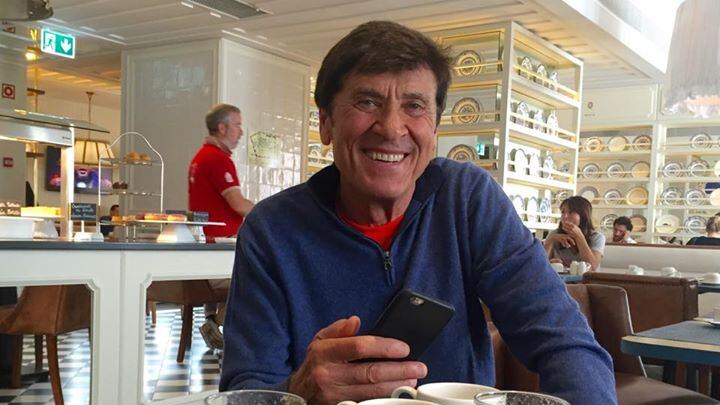 Gianni Morandi aizza i fan contro Giancarlo Magalli su Facebook