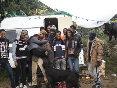 A processo Herrou, l'agricoltore che aiuta i migranti a passare in Francia