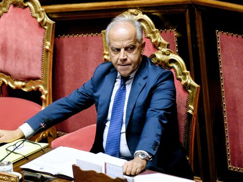 Migranti, l'action plan del G7: "Cinque pilastri contro i trafficanti di uomini"