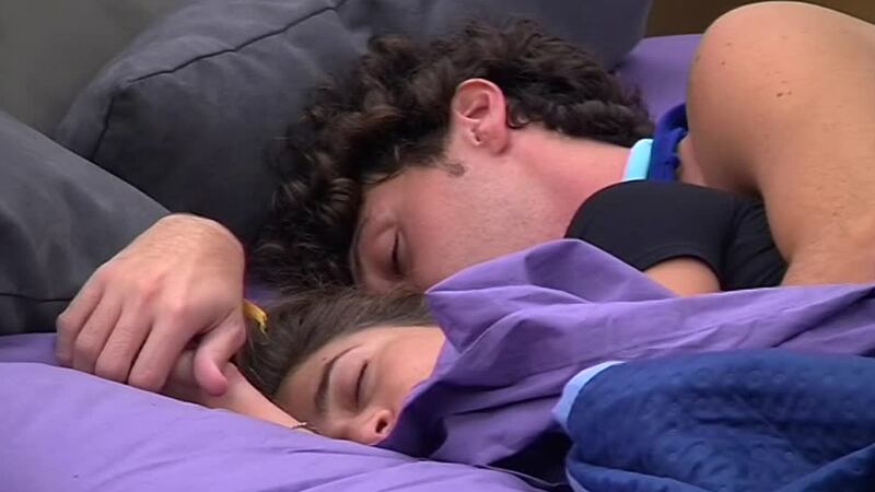 Grande Fratello 14: amori e coccole 22