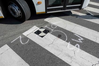Ancora un incidente mortale a Milano, morto un uomo di 48 anni: le immagini 2