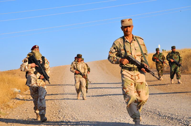 Così i parà addestrano i curdi a Erbil 20