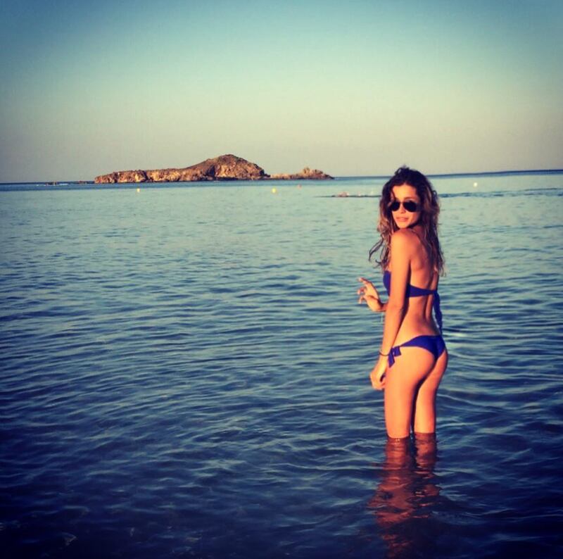 Ludovica Frasca hot al mare 3
