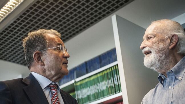Trivelle, Prodi aiuta Renzi e inguaia la minoranza Pd