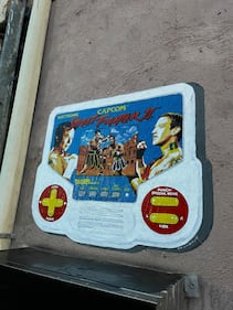 Musk e Zuckerberg dentro un ring del gioco anni '90 Street fighter: le immagini 4