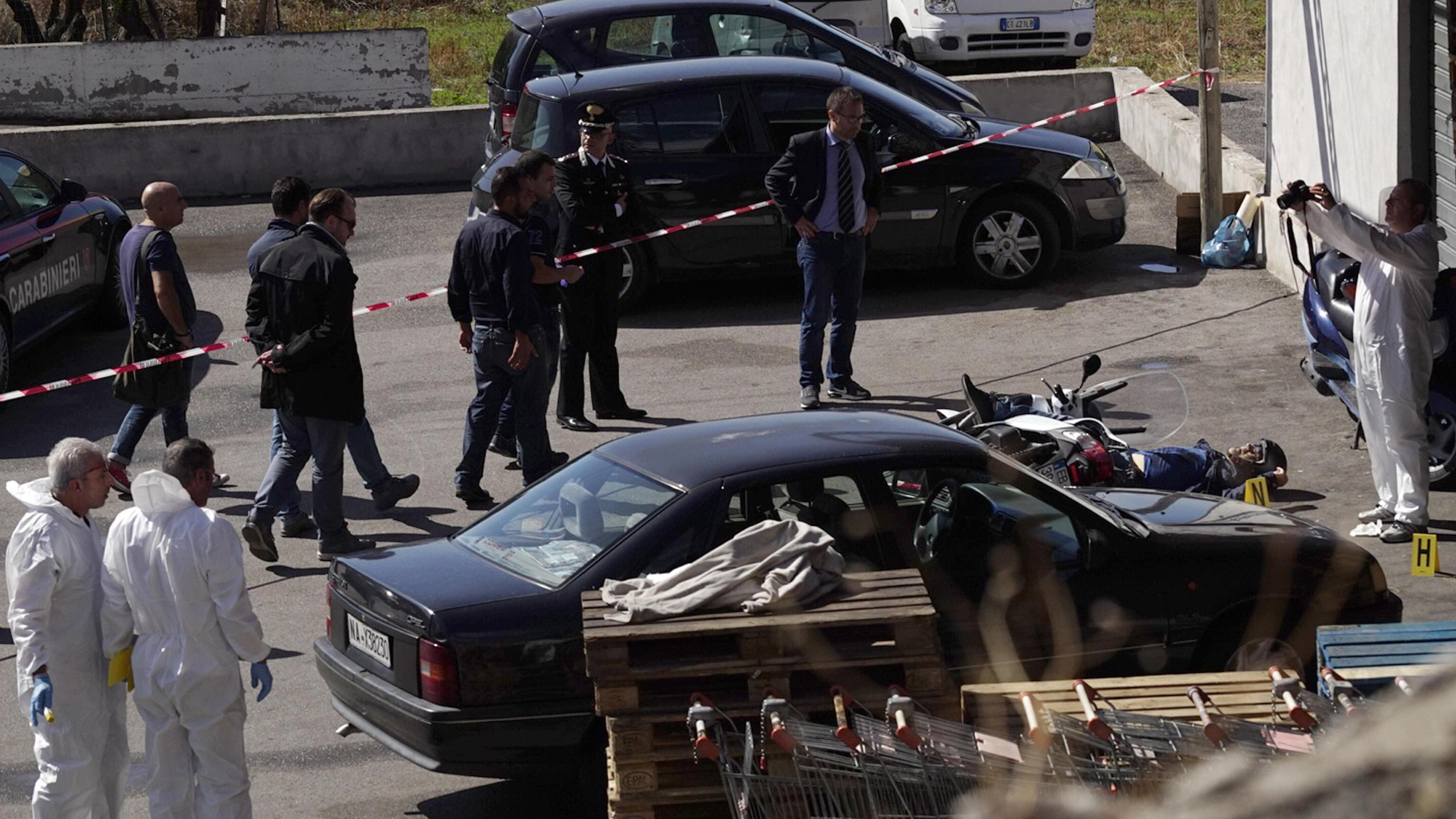 Rapinatori uccisi a Ercolano, due presunti complici finiti in manette