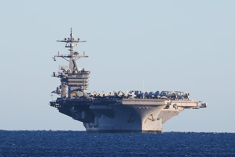 La portaerei Carl Vinson 1
