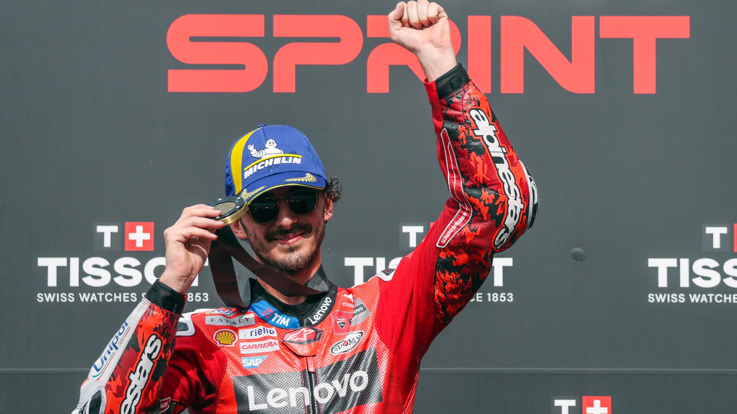 MotoGP, Bagnaia risorge a Sepang: conquista pole position e Sprint Race
