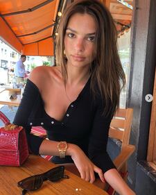 Emily Rataijowski seducente a Milano 7