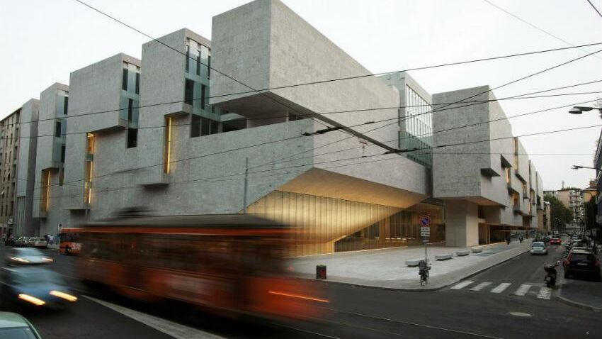 Due piscine e grande parco cresce il Campus Bocconi