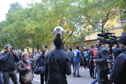 I centri sociali festeggiano coi migranti 10