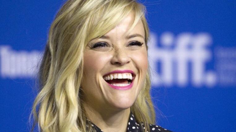 Reese Witherspoon: "Meglio avere 43 anni che 20"