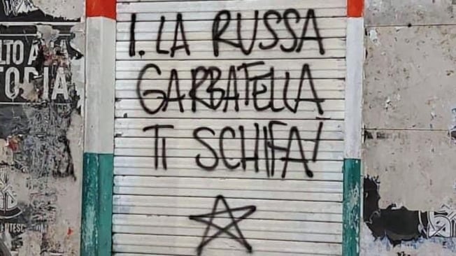 "A chi alimenta l'odio dico: fermatevi". L'appello della sorella del missino ucciso dalle Br