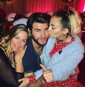 Miley Cyrus e Liam Hemsworth, foto della coppia 11