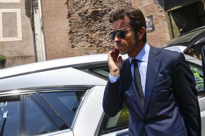 Vanzina, tutto il cinema italiano presente ai funerali 13