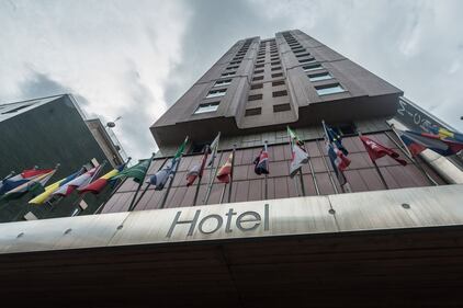 Milano. Hotel Michelangelo requisito dal Comune 4