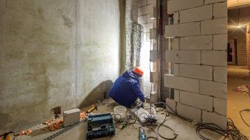 Micro-appartamenti abitabili. Cambio destinazione facile e salvi i grattacieli di Milano