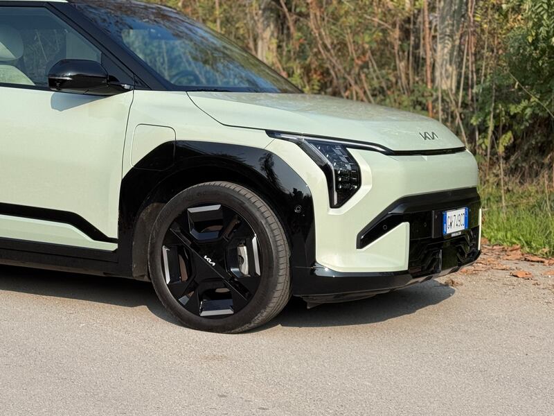KIA EV3: guarda la gallery del crossover "tuttofare" elettrico 4