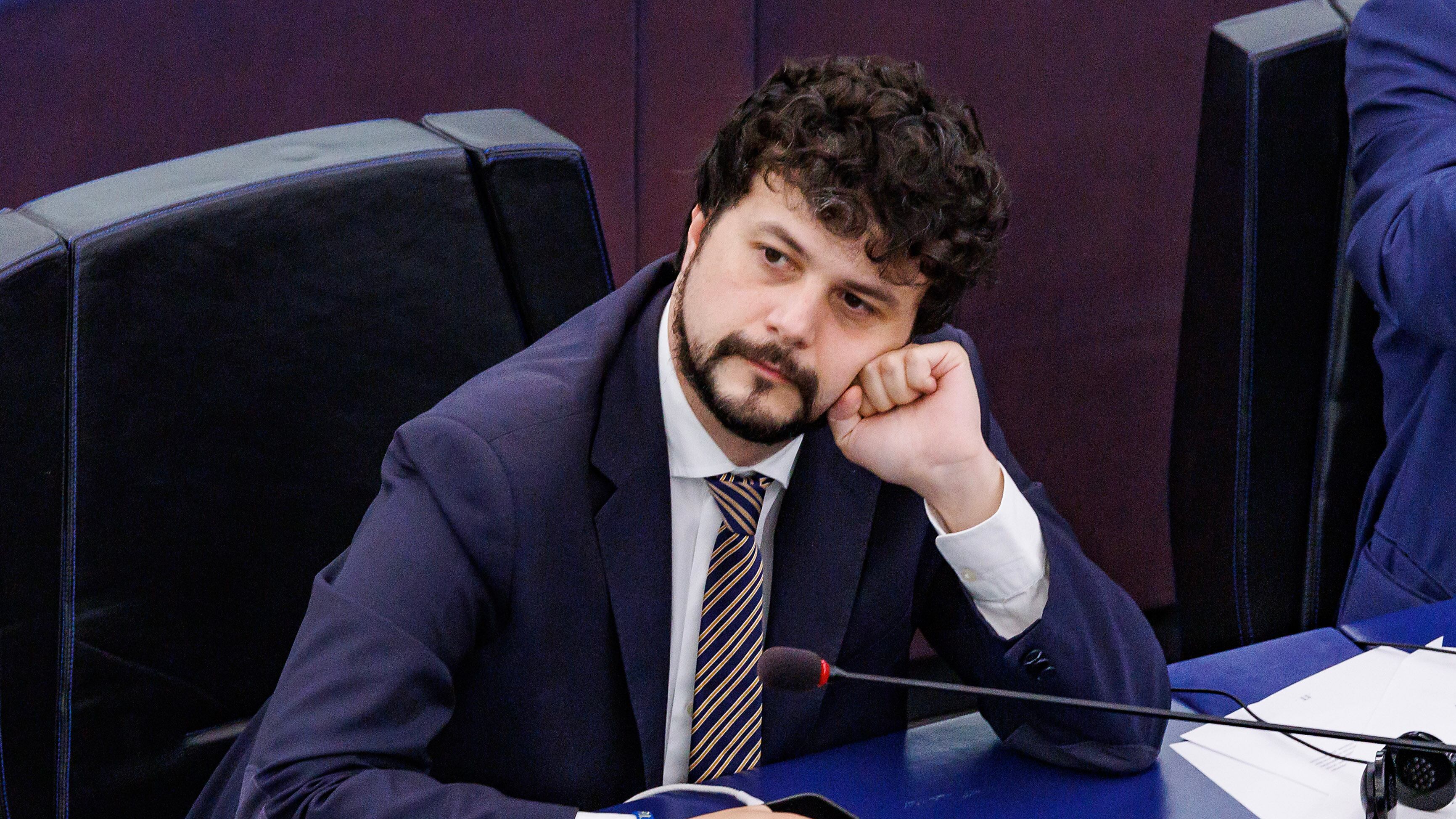 Schlein si allinea ai socialisti contro lo spostamento a destra della gestione "Ursula bis"