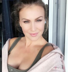 Eva Henger, nude look sui social  23