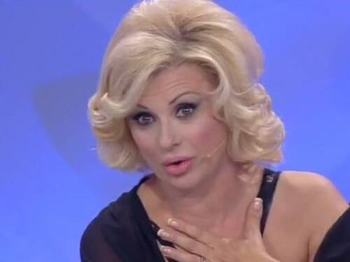Tina Cipollari: "Il trono gay sarà di aiuto. Io stessa ho amato un omosessuale"