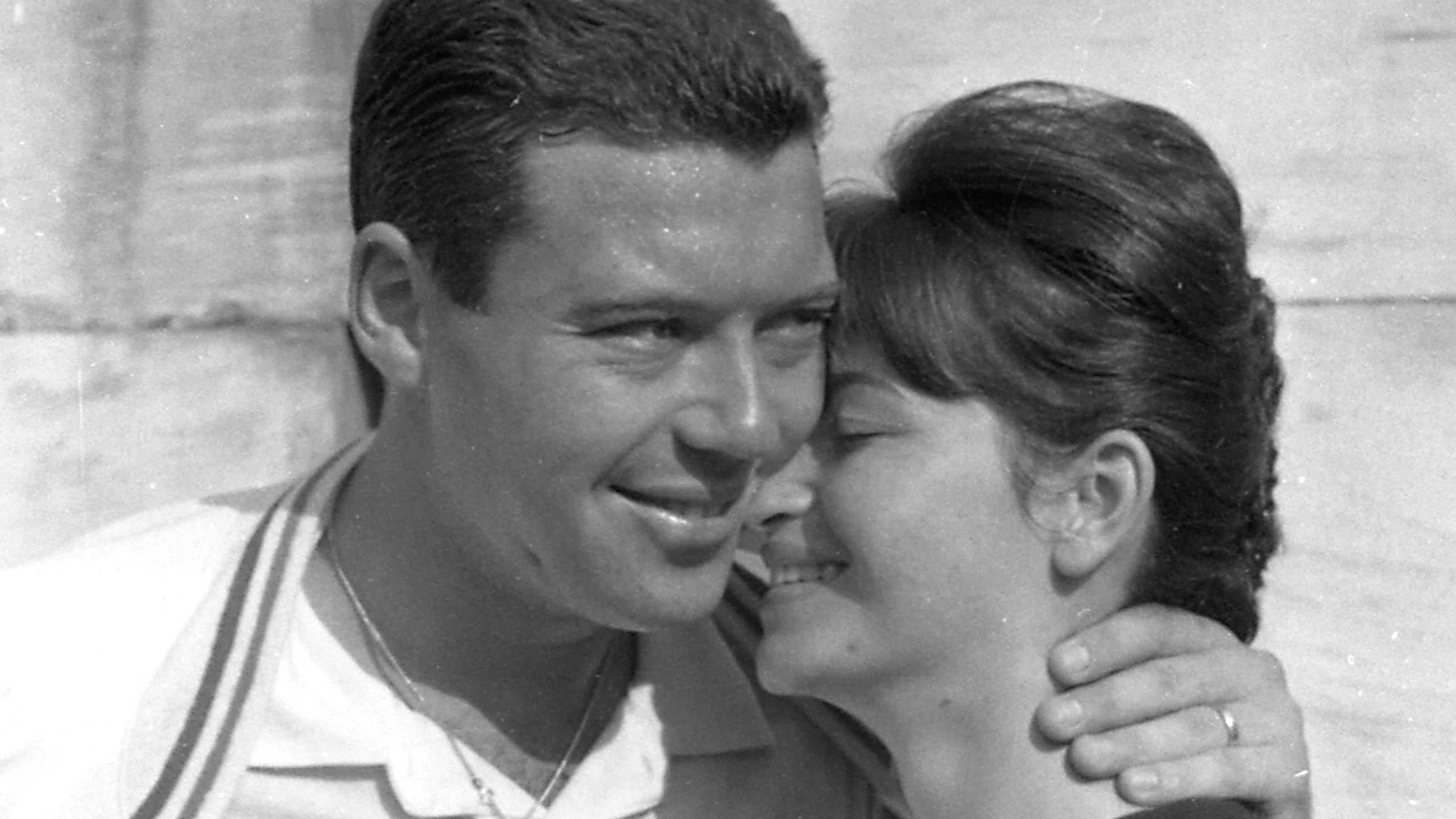 La "Dolce Vita" di Nicola tra terra rossa e jet set