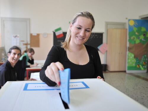 Comunali, seggi aperti 7 milioni chiamati al voto