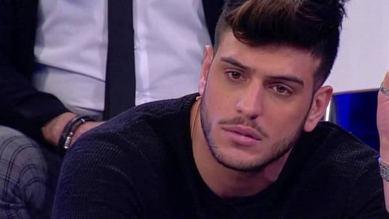 Luigi Mastroianni affranto per la morte di 2 amici: "Non si può morire per un sorpasso"