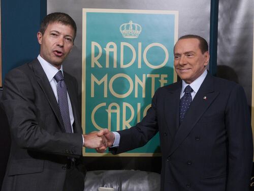 Berlusconi: "Sorprese? Appuntamento a domenica prossima"