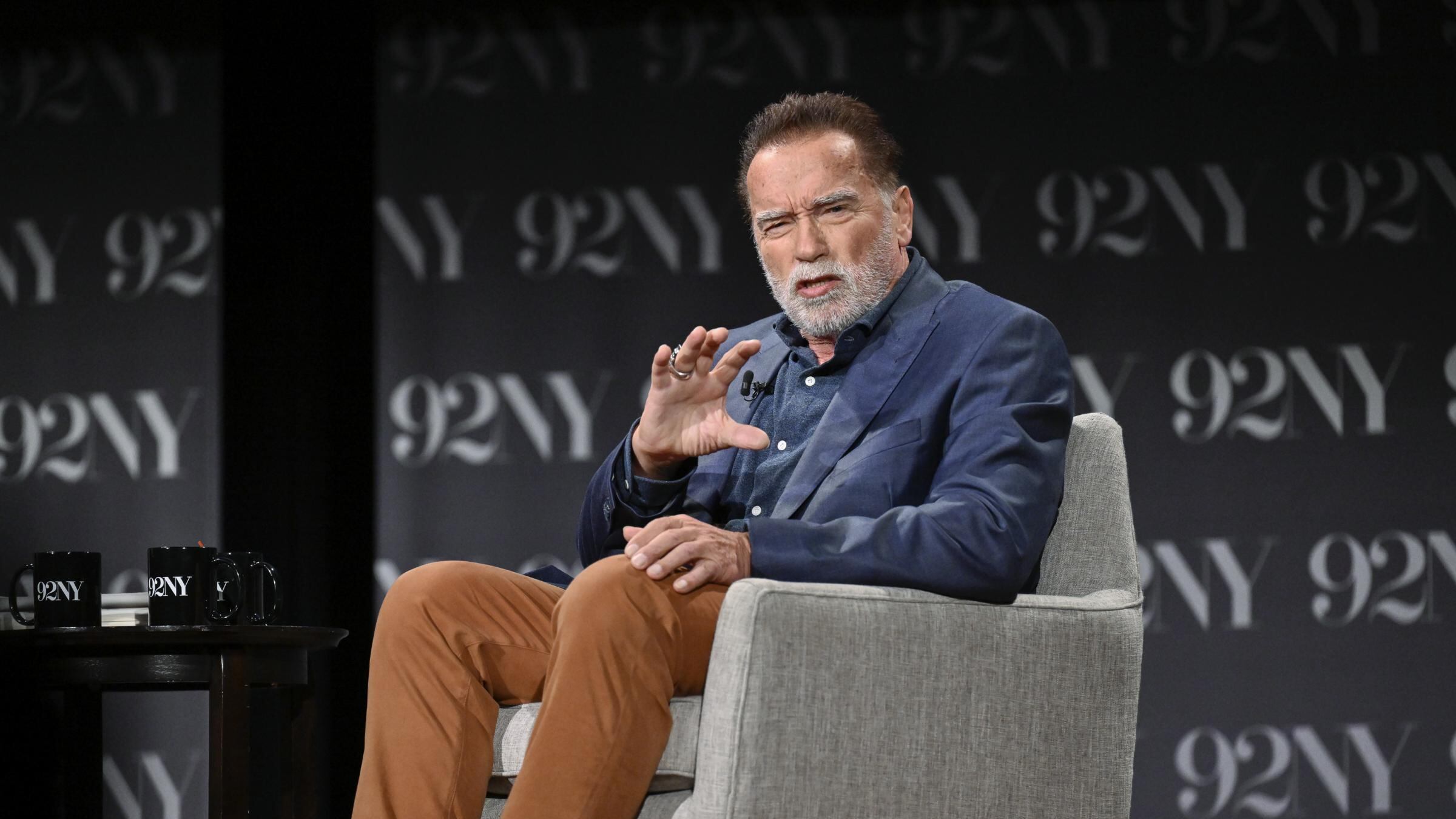 Arnold Schwarzenegger arrestato per colpa di un orologio di lusso