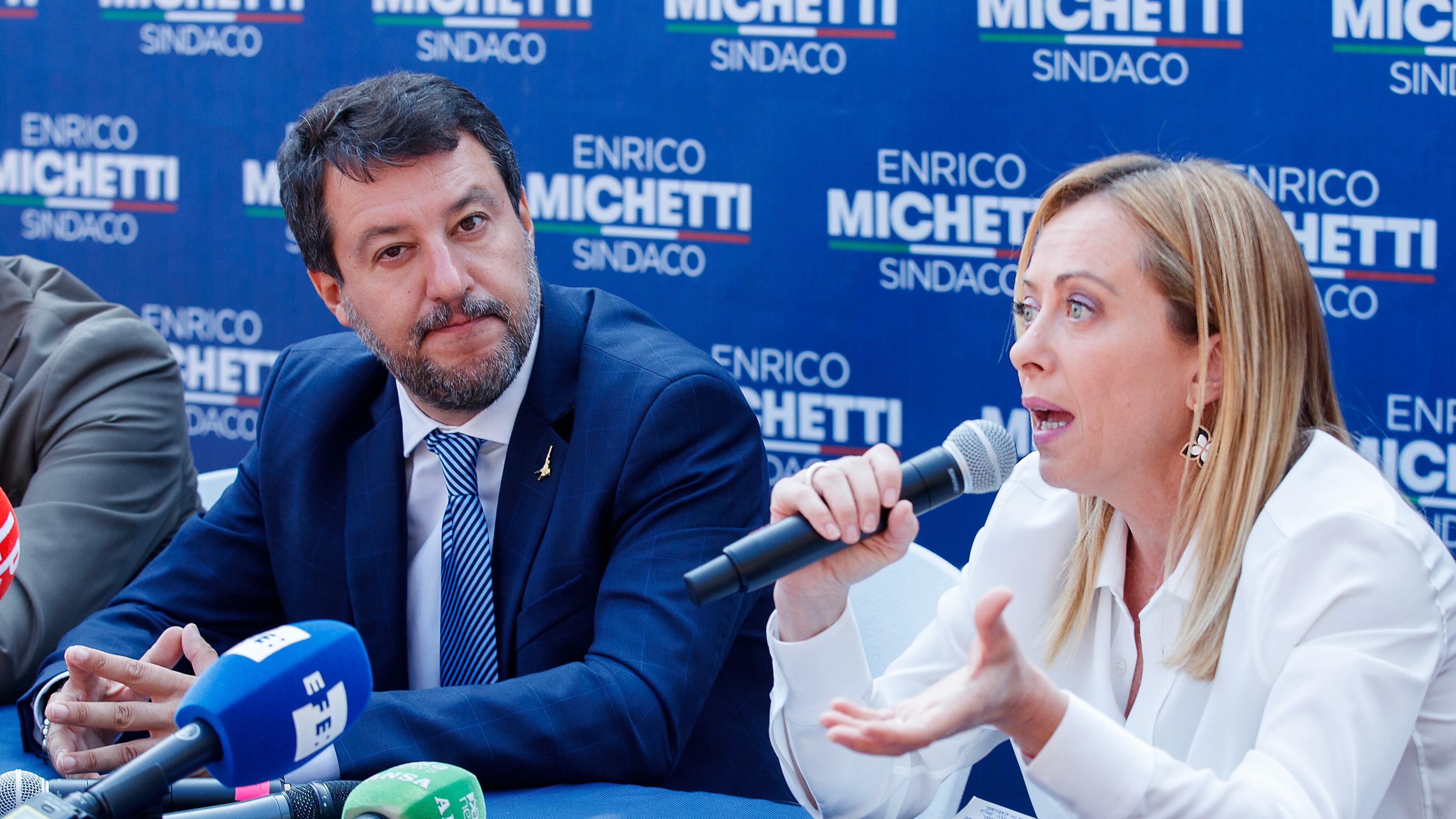 Lo schiaffo di Salvini e Meloni. Ma Forza Italia sta con l'Europa