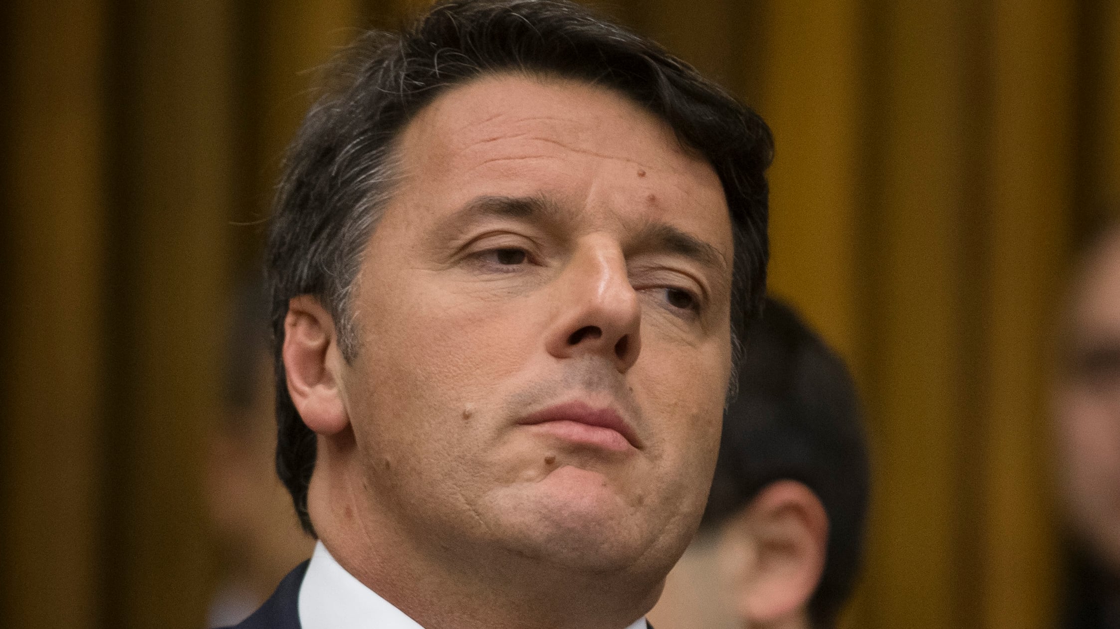 Renzi ammette l'emorragia del partito: "Da maggio il Pd ha perso quasi 7 punti"