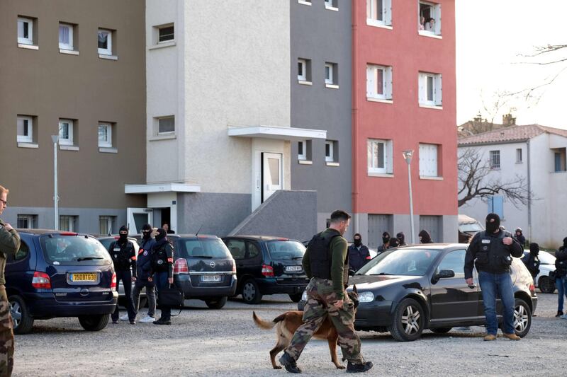 I gendarmi entrano in azione a Trèbes 8