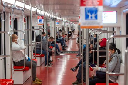 Milano, aumentano i passeggeri della metropolitana 8