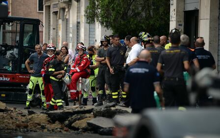 Buco nel quartiere San Pietro (Roma), corsa contro il tempo per salvare un uomo 3