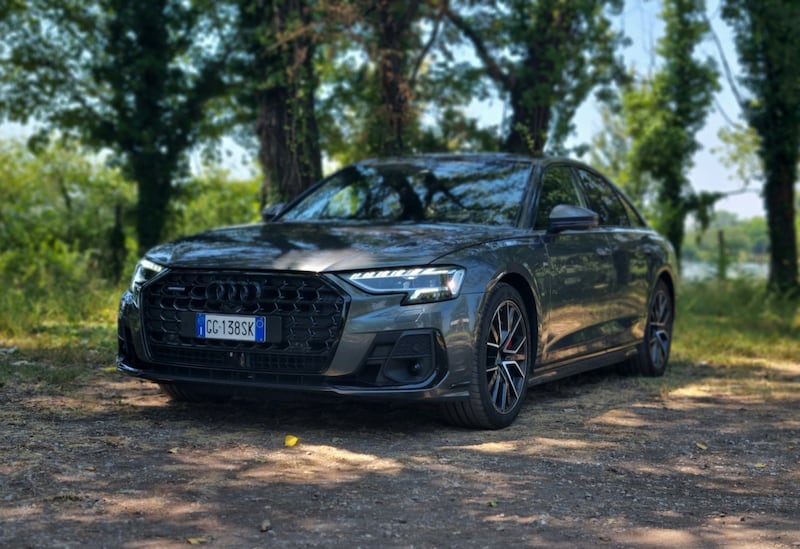 Audi A8 60 TFSI e, guarda la gallery 2