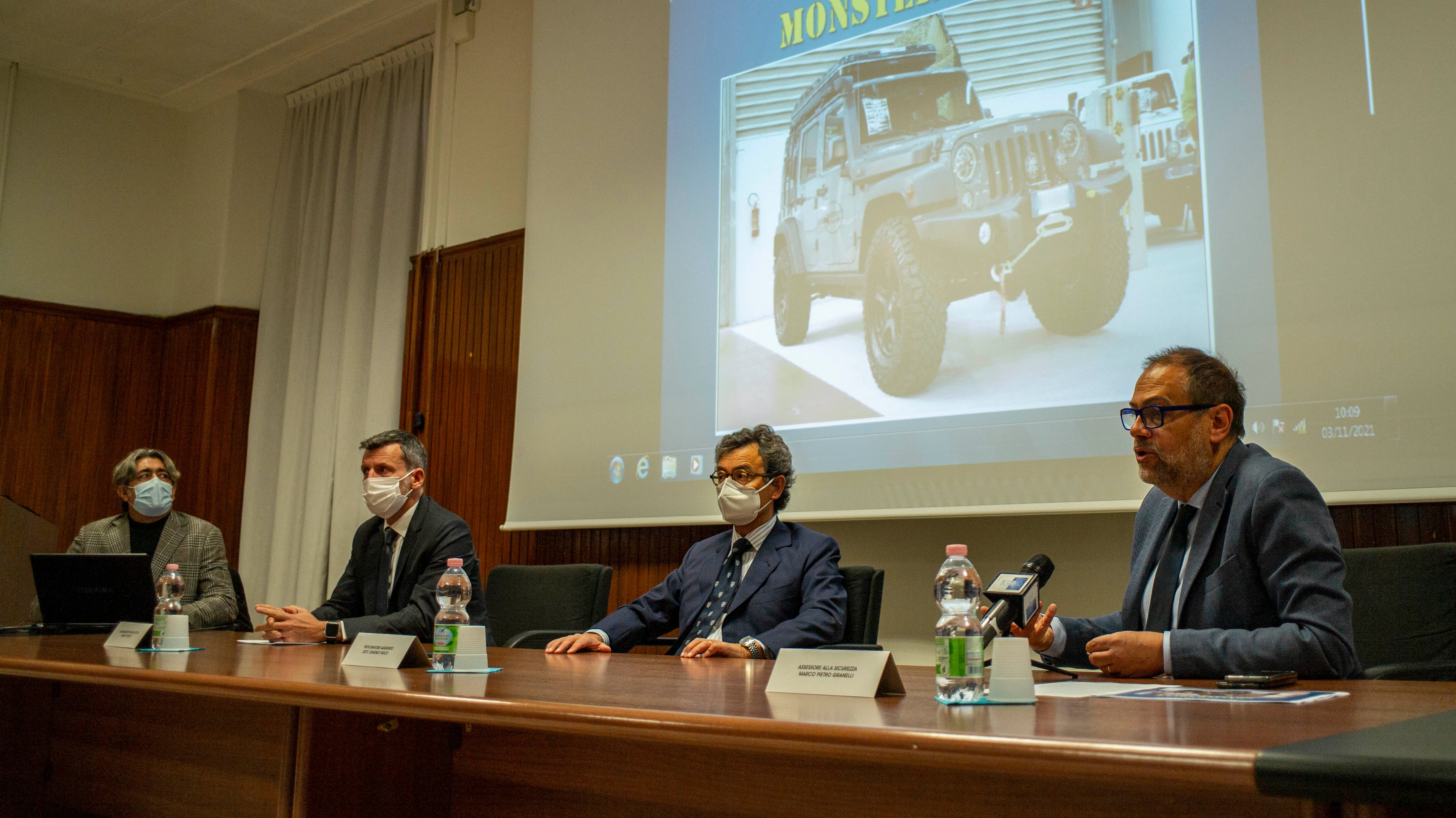 Super Suv omologati con i pezzi illegali: 38 indagati, anche i clienti