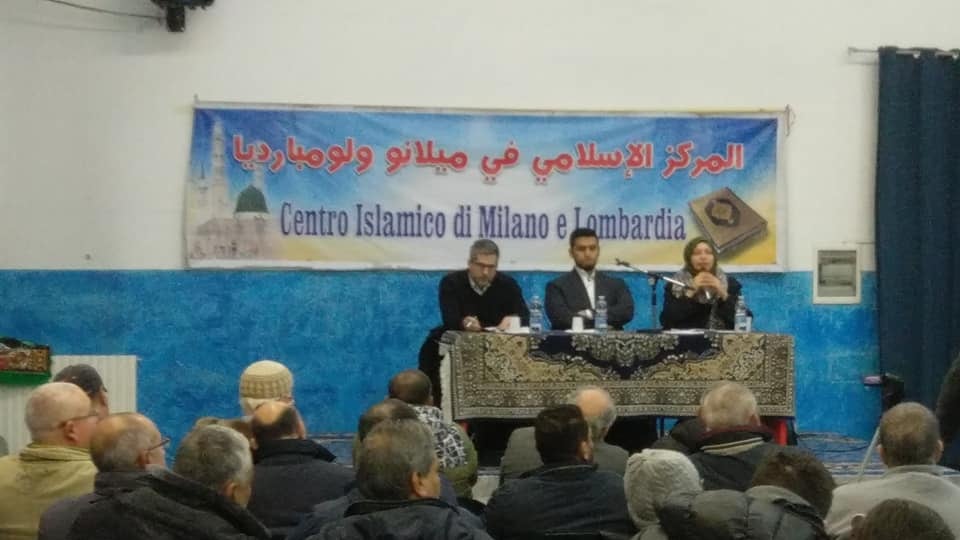 Il Pd cerca voti dall'imam che "vieta" la bici alle donne